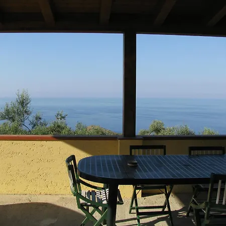 Roccafemmina